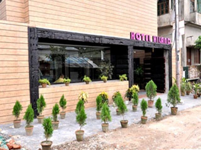 Hiland Inn Kolkata Bagian luar foto