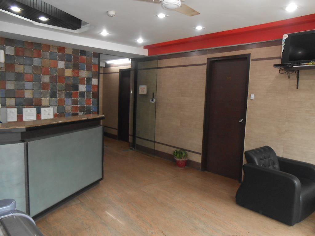 Hiland Inn Kolkata Bagian luar foto